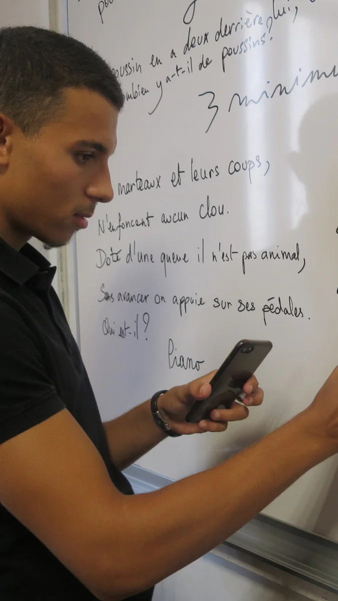 Étudiant en stage de pré-rentrée avant son entrée en maths sup
